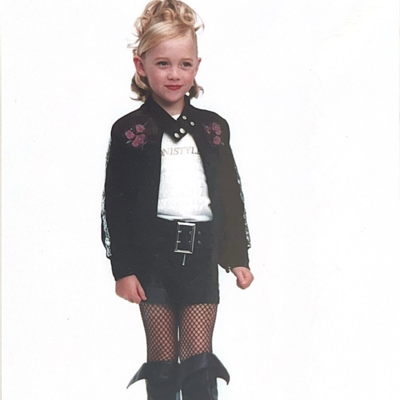 Short girls, welcome to my closet - Picture 8 of 9